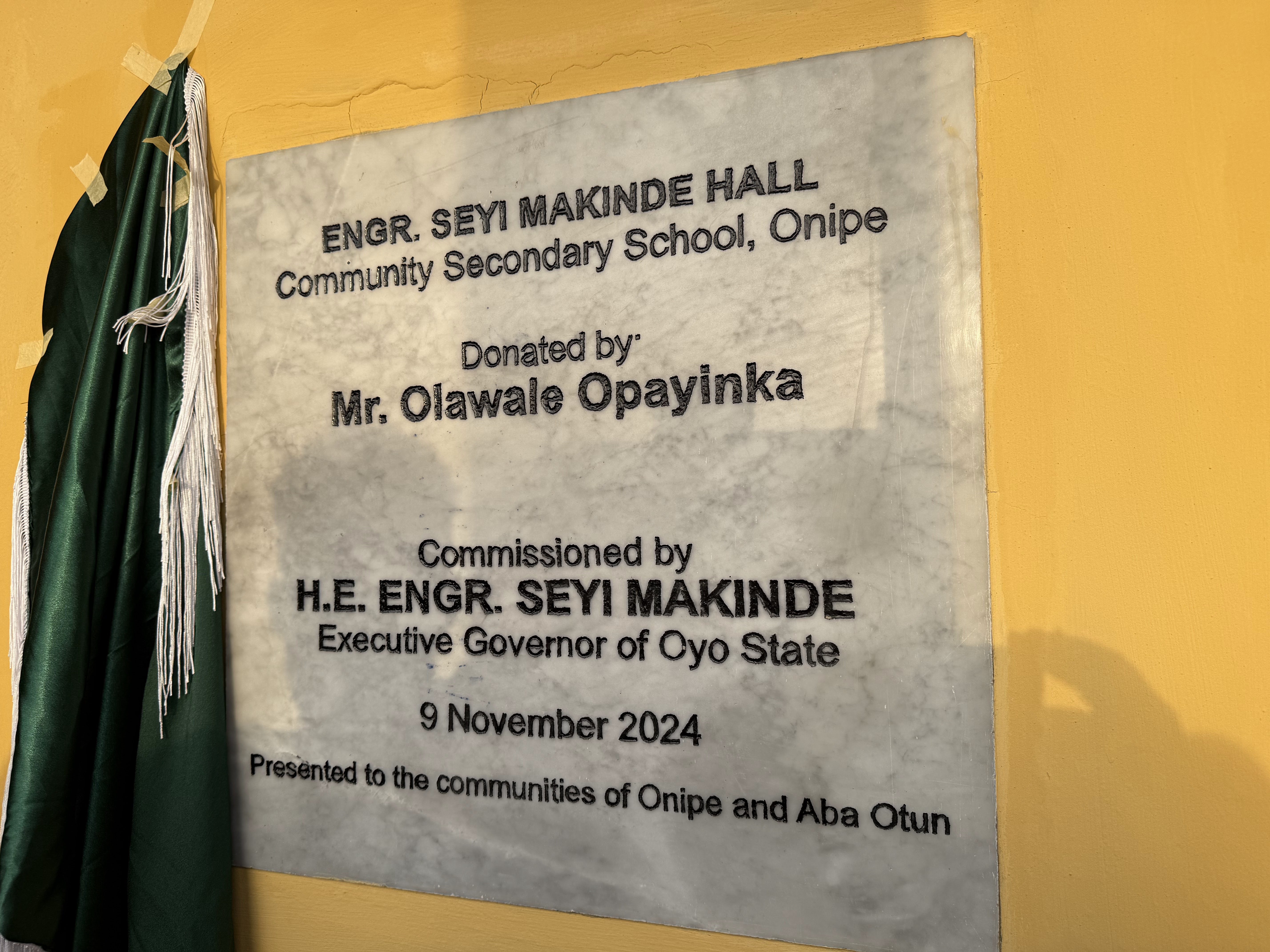 Dedication plaque &mdash; Engr. Seyi Makinde Hall, donated by Mr. Olawale Opayinka, commissioned 9 November 2024